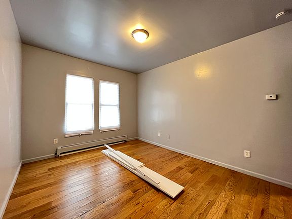 4th image of 648 18th Ave #1B