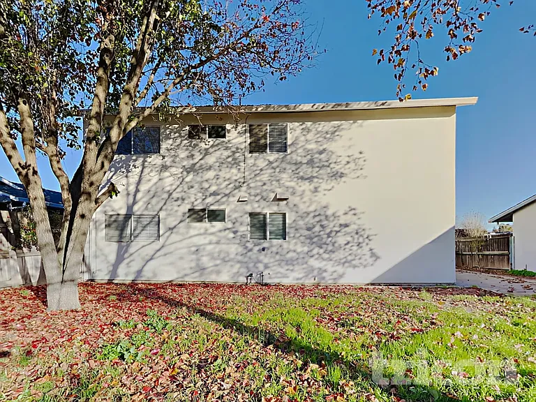 4673 Tallyho Dr — Photo 16