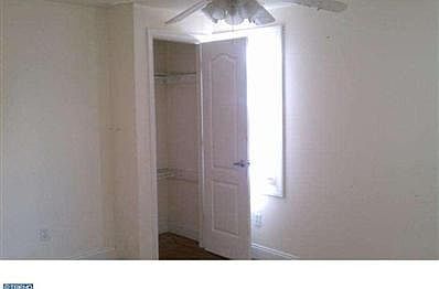 5th image of 105 Washington St