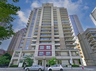 350 Princess Royal Dr #1705, Mississauga, ON L5B 4N1