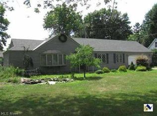 7278 E Lake Rd, Madison, OH 44057