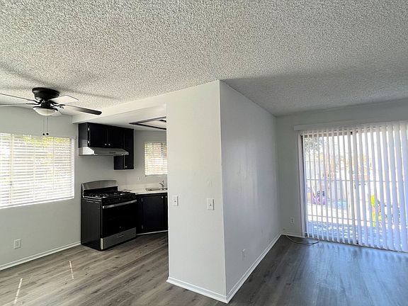 3rd image of 1090 Newport Ave APT 201