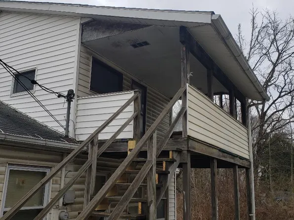 363 W Market St #C, Mercer, PA 16137