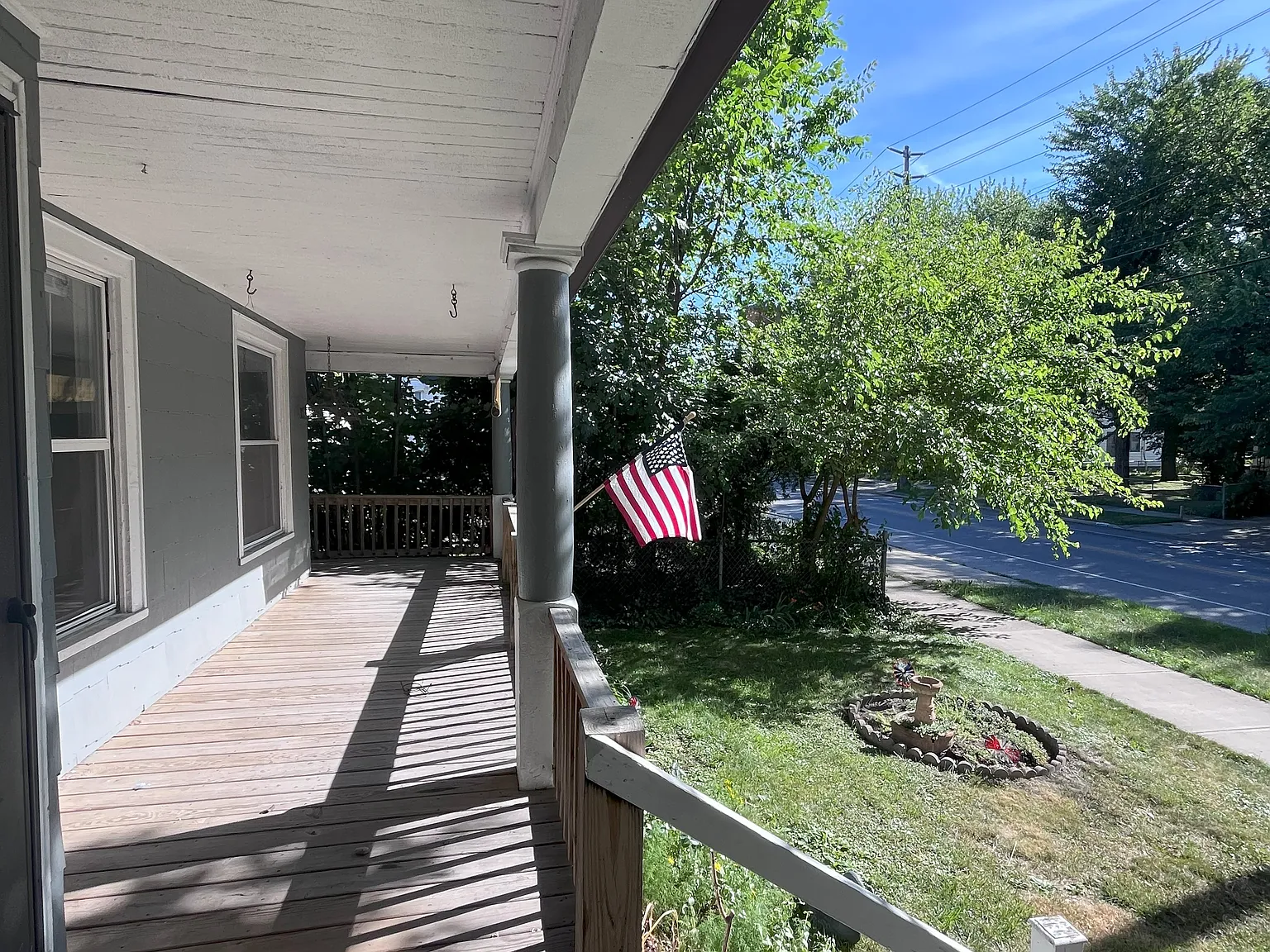 2 bed, 1300 sqft, $1,400 — Photo 3
