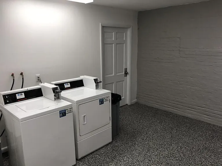 281 S Court St #1 — Photo 11