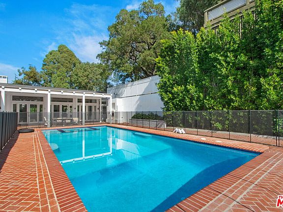 3rd image of 9669 Oak Pass Rd