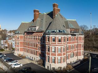 255 Warner St UNIT 203, Cincinnati, OH 45219