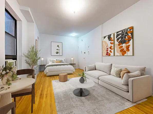 1125 Lexington Avenue image 1 of 4