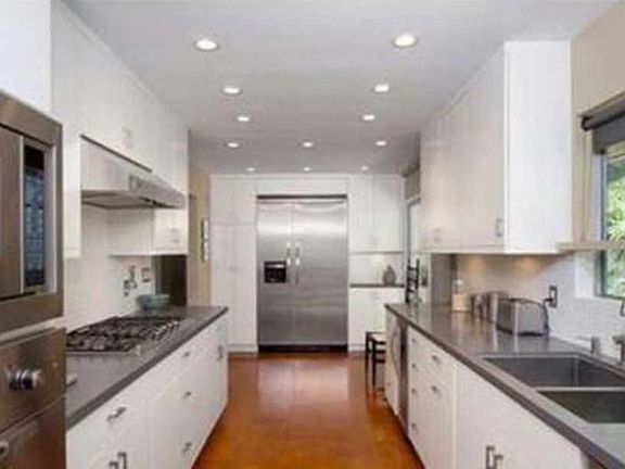 4th image of 3214 Ledgewood Dr