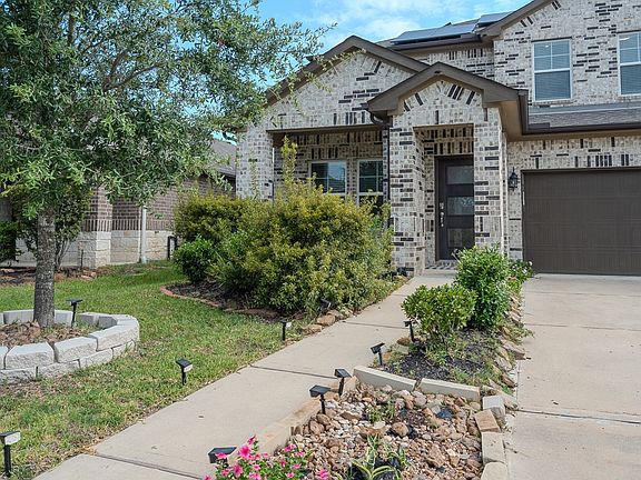2nd image of 24714 Alaiga Glen Dr