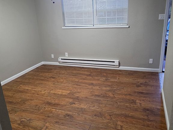 2nd image of 861 N Union Grove Rd APT 3