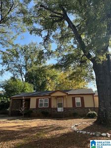 917 W Walnut St, Sylacauga, AL, 35150