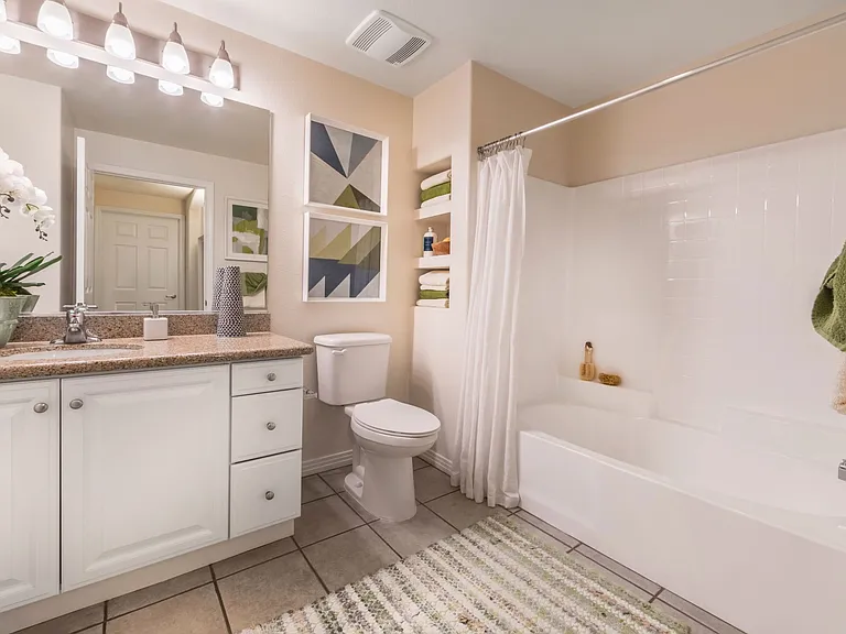 Gateway Apartment Homes — Photo 17