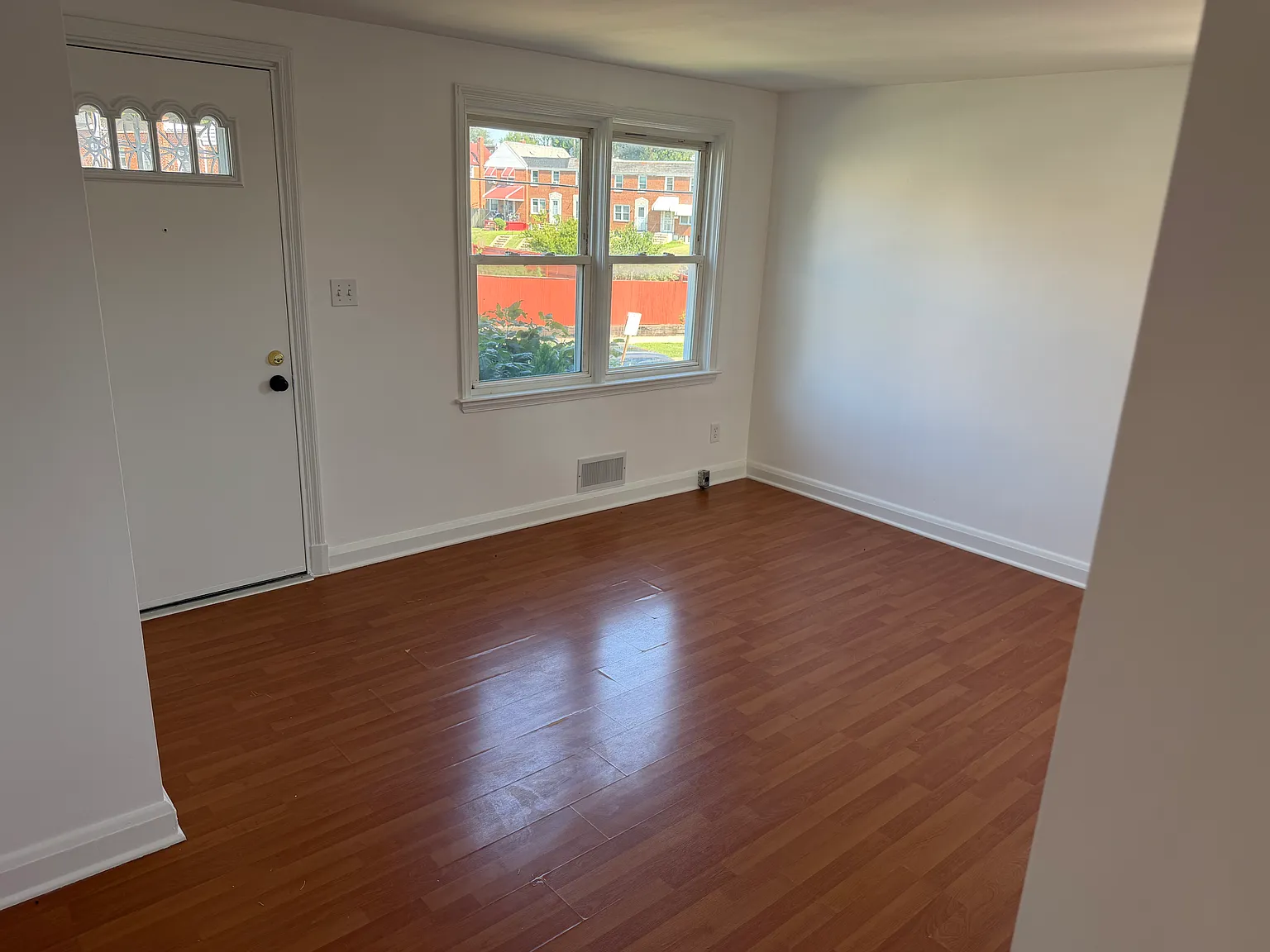 2 bed, 896 sqft, $1,650 — Photo 4
