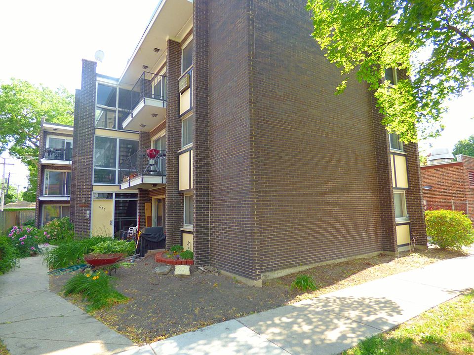 1st image of 653 South Blvd #206
