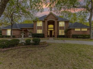 6041 Forest Ln, Fort Worth, TX 76112