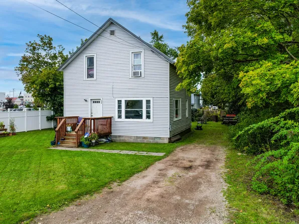 509 W 1st St, Cheboygan, MI 49721