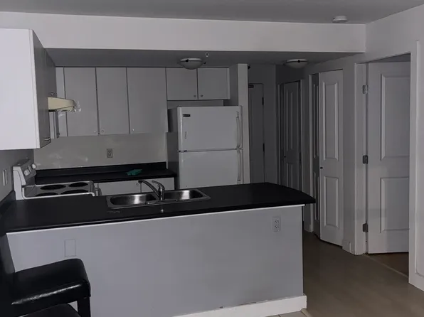 4192 Main St #203, Vancouver, BC V5V 3P7