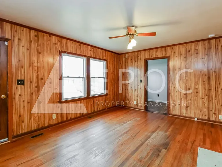 919 Bellvue St — Photo 7