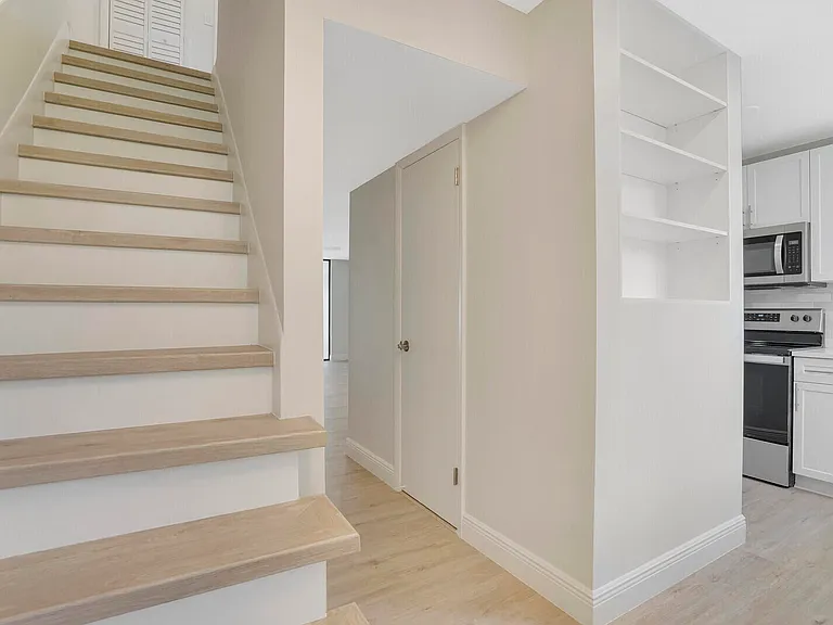 4373 Trevi Ct — Photo 4