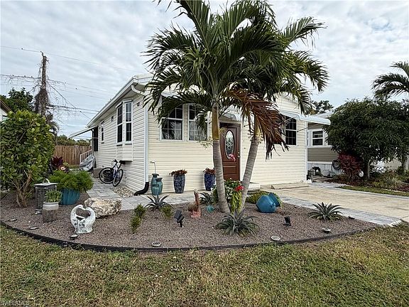 2nd image of 20291 Cumberland CT
