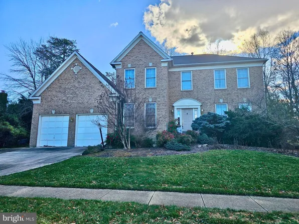 13123 Curved Iron Rd, Herndon, VA 20171