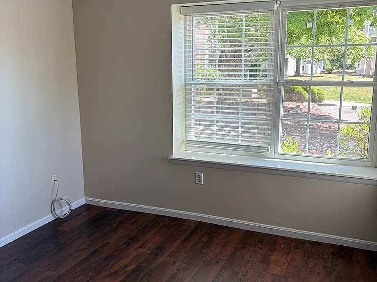 109 Driftwood Ct #109 — Photo 12