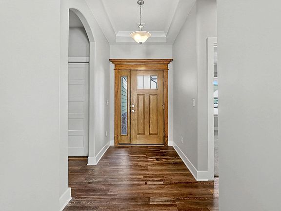 4th image of 129 S Legacy Way