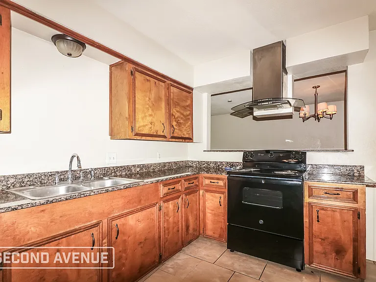 4301 Catfish Dr — Photo 10