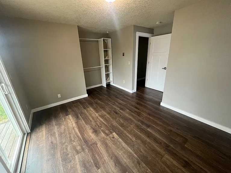 5535 SW Lombard Ave #B — Photo 13