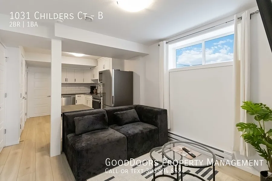 2 bed, 700 sqft, $1,450 — Photo 2