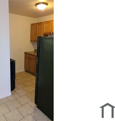 4th image of 6205 S Michigan Ave #2B