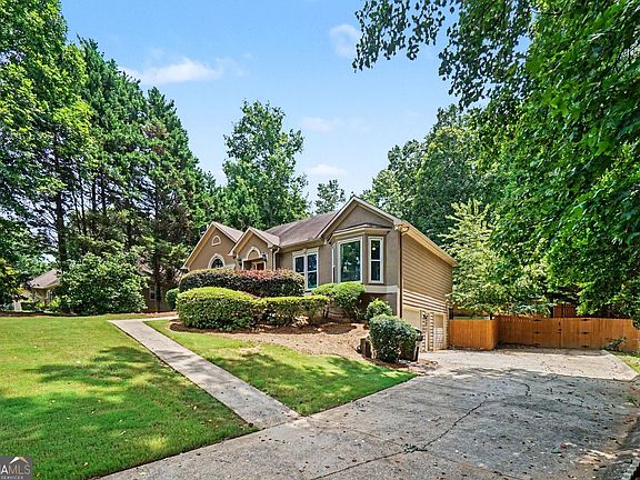 4th image of 148 Stanbrough Dr