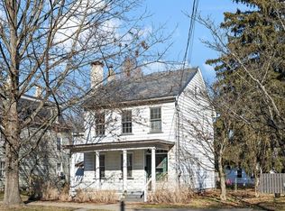 619 Oxford St, Belvidere, NJ 07823