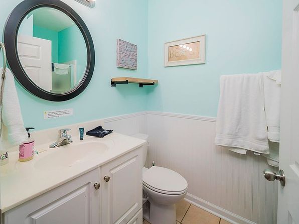 601 Hillside Dr N APT 2221