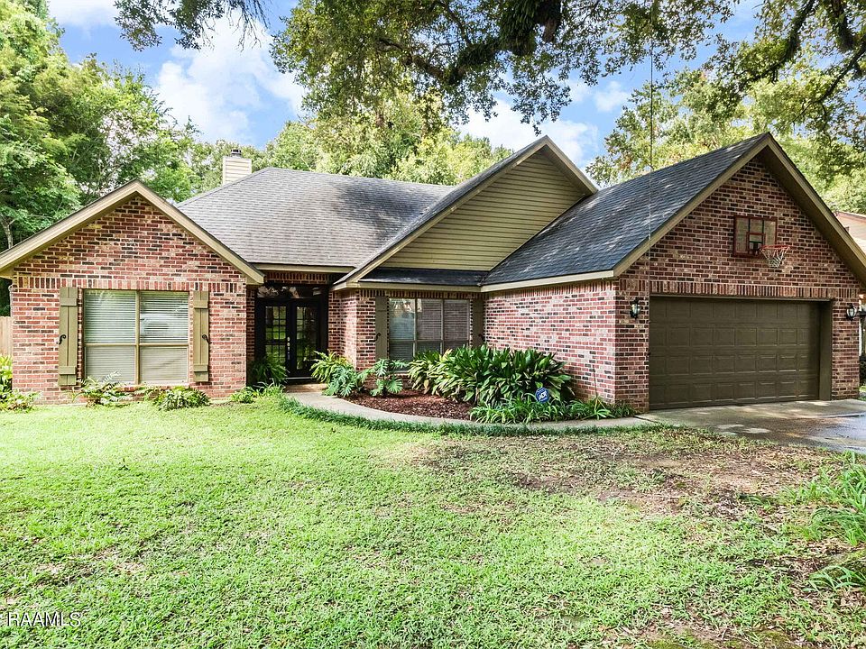1st image of 315 Teakwood Dr