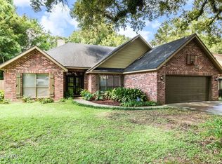 315 Teakwood Dr, Youngsville, LA 70592