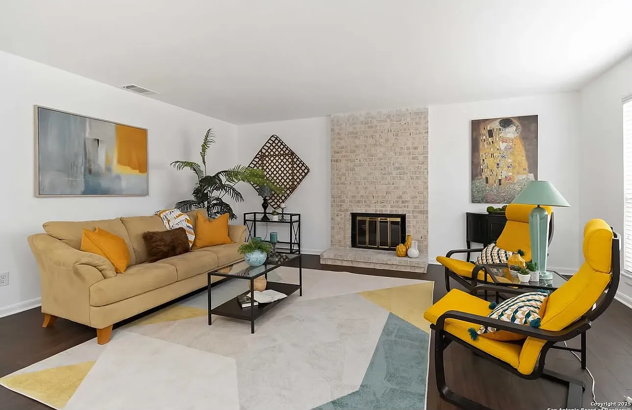 2 bed, 1100 sqft, $1,325 — Photo 1