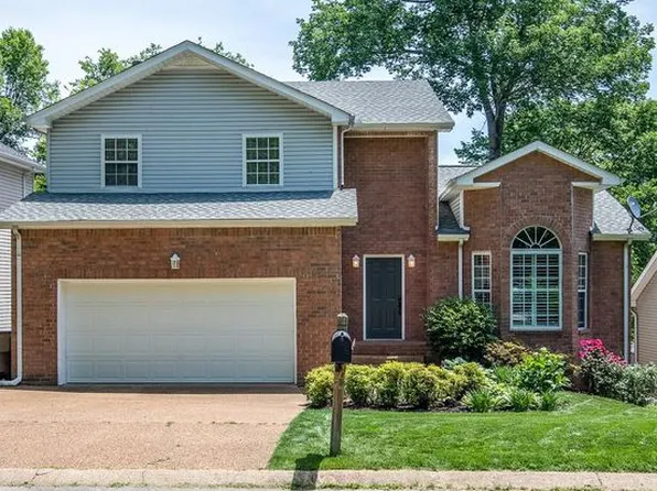 816 N Woodstone Ln, Nashville, TN 37211