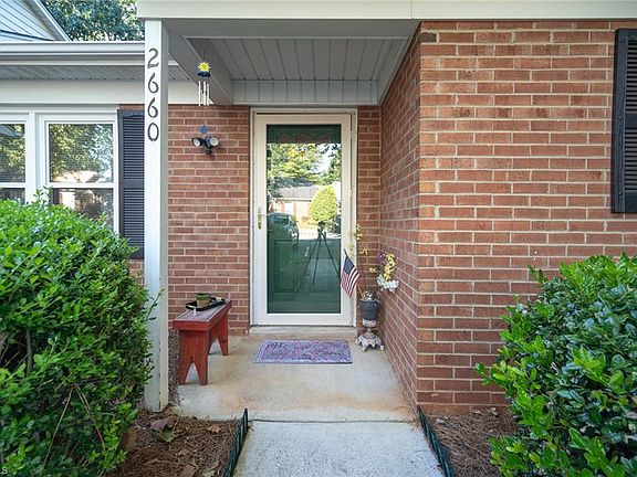 3rd image of 2660 Cottage Pl