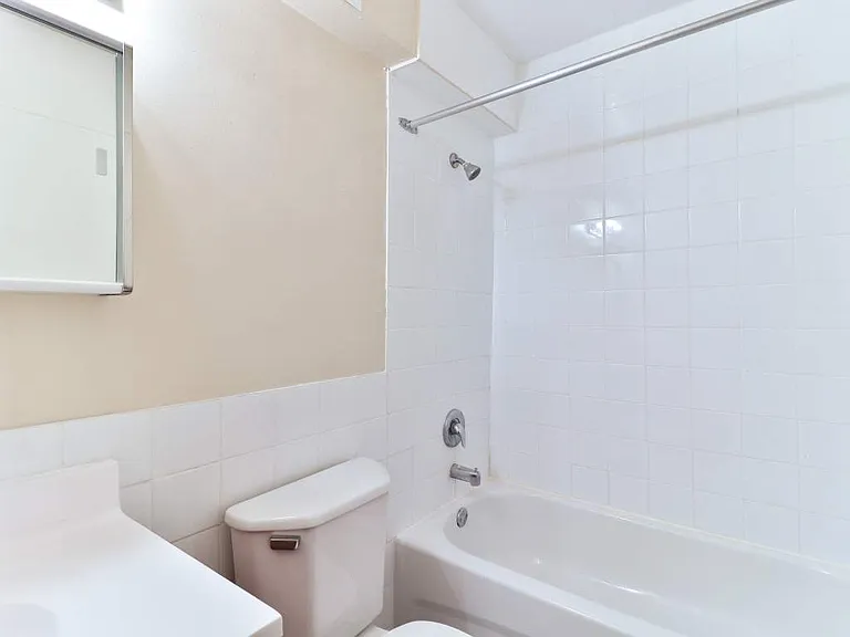 20 Carabob Ct — Photo 21