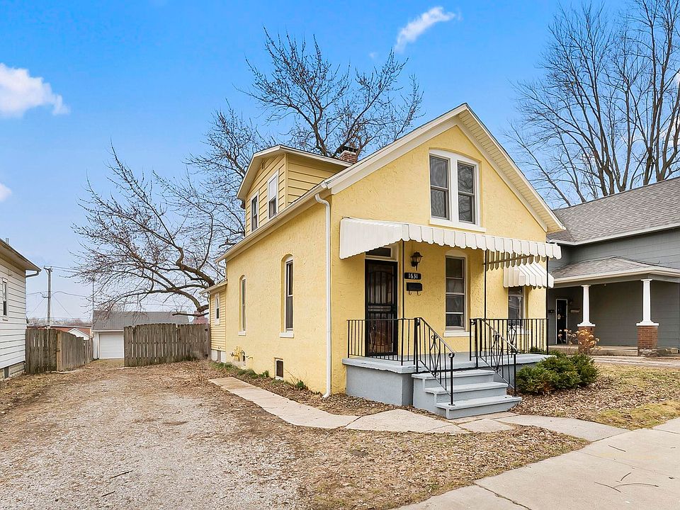 1st image of 1631 Howell St