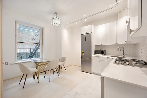 Rented by WAM Partners - William Moses Co. | media 5