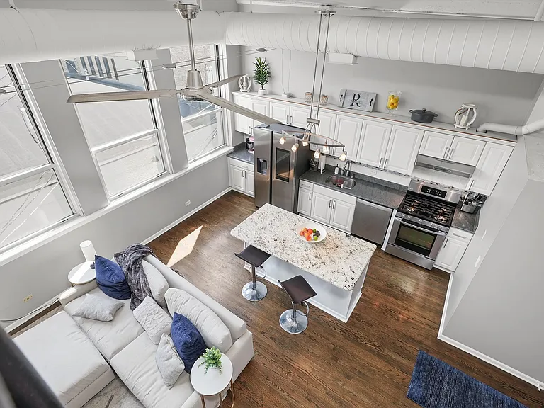 1019 W Jackson Blvd #3G — Photo 8