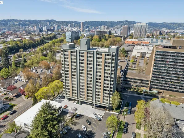 1220 NE 17th Ave APT 3D, Portland, OR 97232