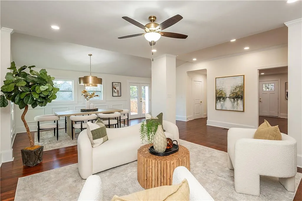 4 bed, 2.0 bath, 2059 sqft, $4,500 — Photo 3