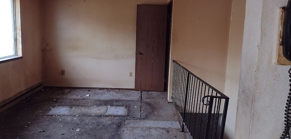 2nd image of 908 E Walton Ave #910