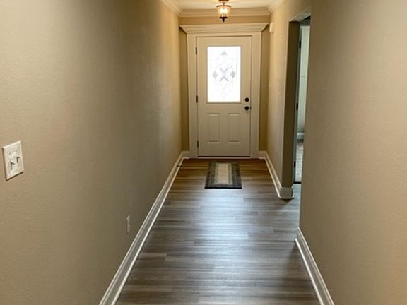 5th image of 205 Sand Hills Dr