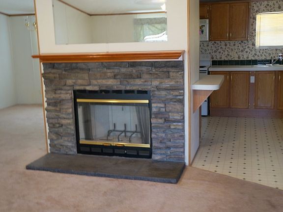 4th image of 104 County Road 136b