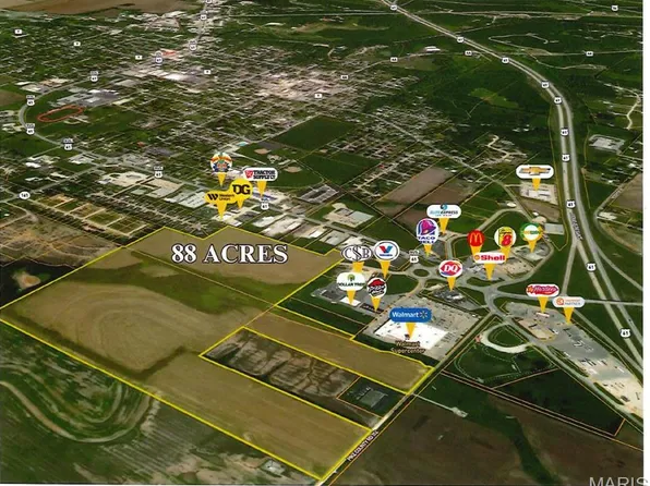 312 Pike County Rd, Bowling Green, MO 63334